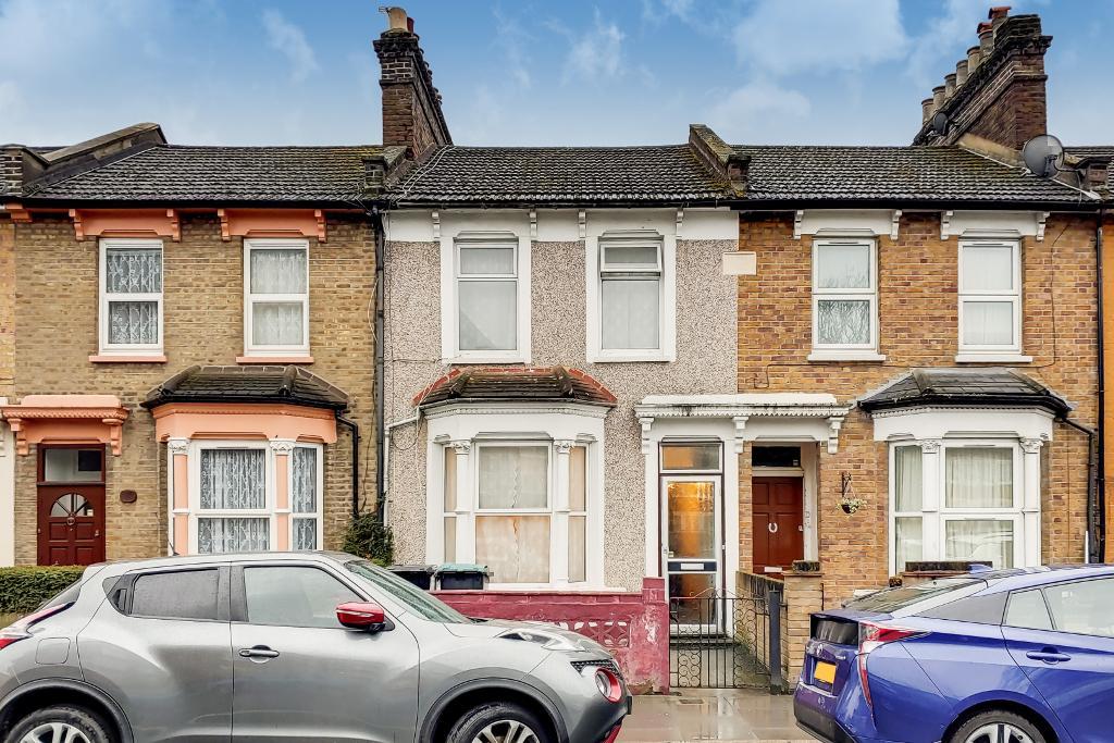 3 Bedroom Terraced For Sale in Northumberland Park, Tottenham, London